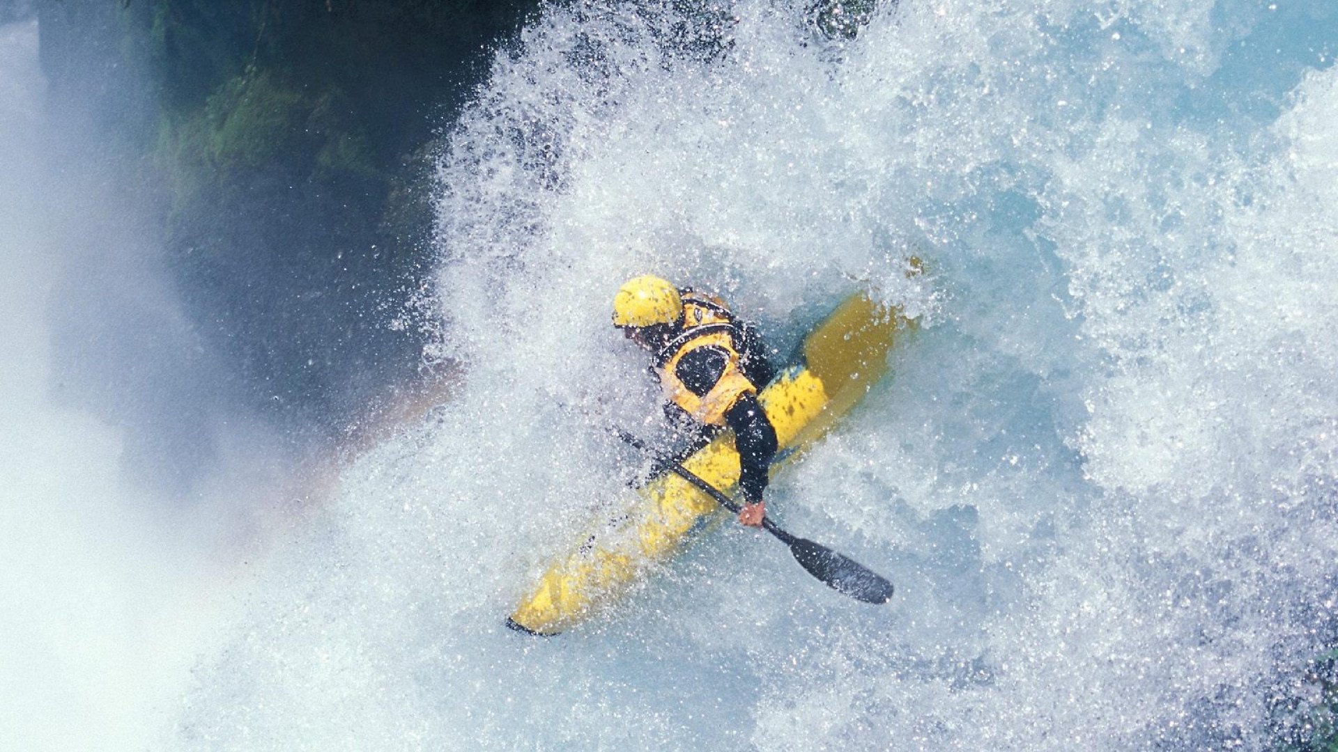 波斯铁骑难阻银河战舰，迪马利亚一传一射定乾坤